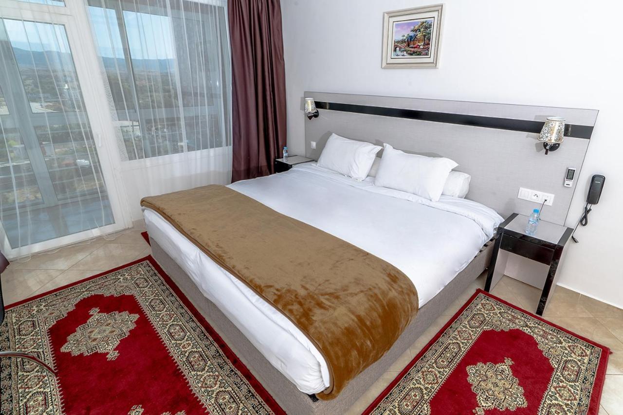 Hôtel Tanger Med Ghdar Defla Extérieur photo