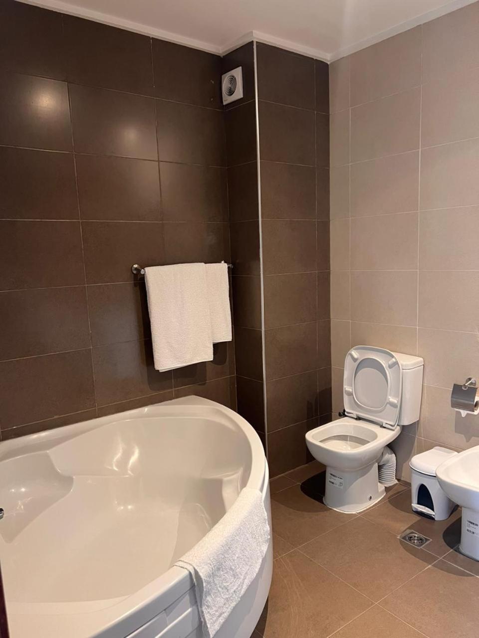 Hôtel Tanger Med Ghdar Defla Extérieur photo