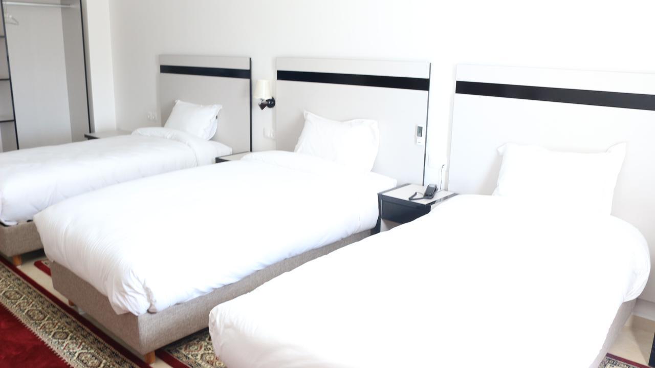 Hôtel Tanger Med Ghdar Defla Extérieur photo